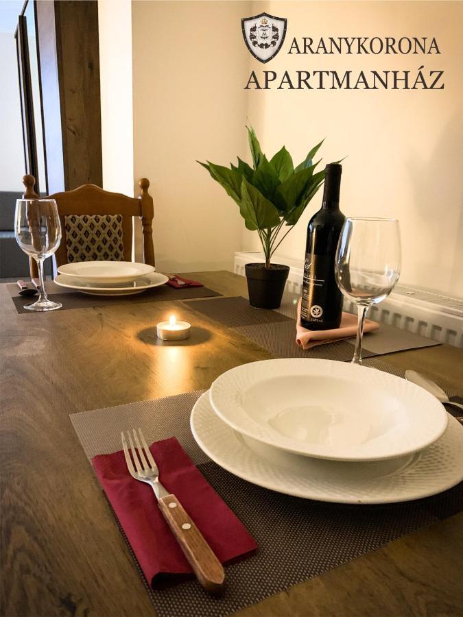 Aranykorona Apartmanhaz Мішкольц Екстер'єр фото