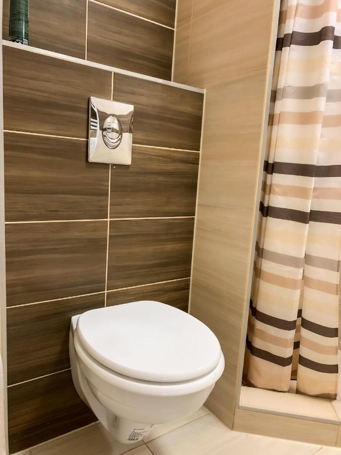 Aranykorona Apartmanhaz Мішкольц Екстер'єр фото